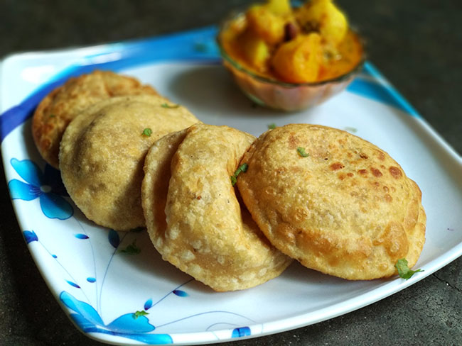 Sattu ki Kachori Recipe, How to make easy Kachori at home - FoodBreeze